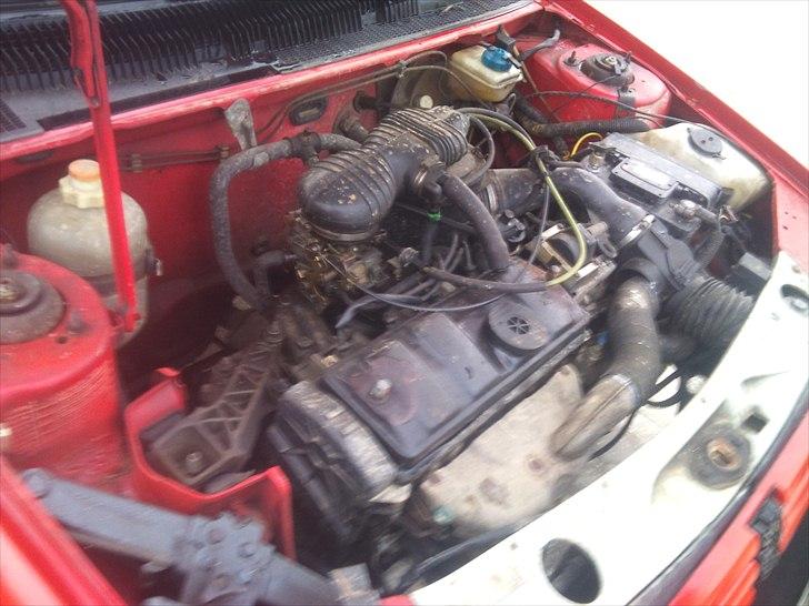 Peugeot 205 "paul" givet væk billede 9