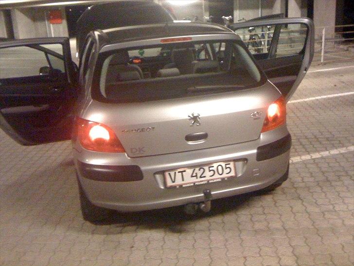 Peugeot 307 HDI 2.0T [Totalskadet] billede 7