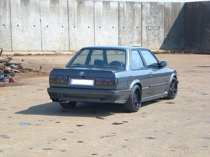 BMW e30 325i billede 3