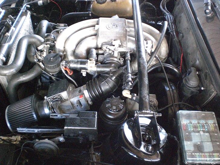 BMW e30 325i billede 8