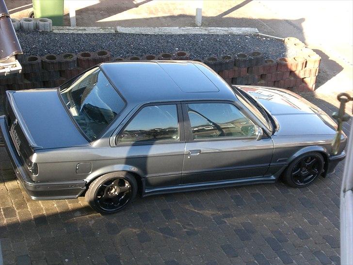 BMW e30 325i billede 9