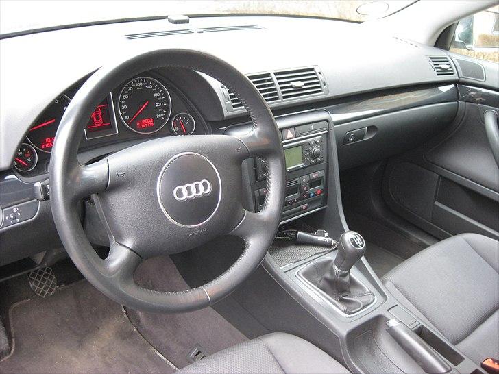 Audi A4 B6 1.8T *Solgt* billede 2