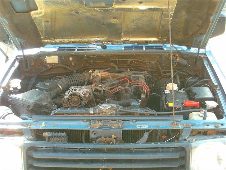 Mitsubishi pajero under ombykning billede 17