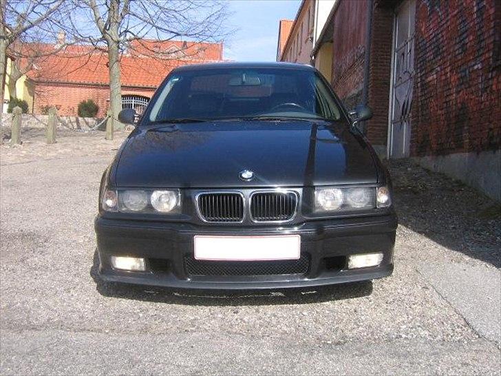 BMW 320i (325i) Solgt billede 4