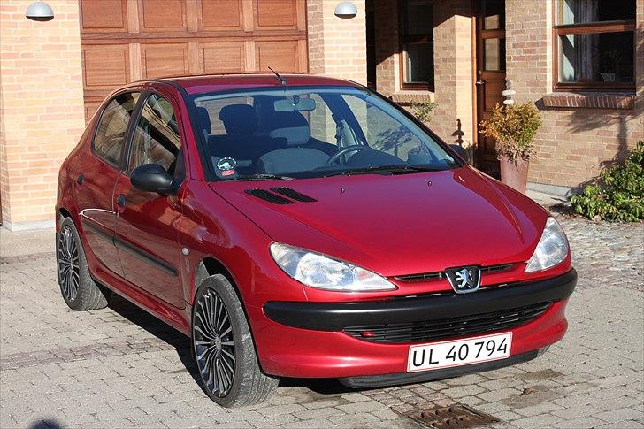 Peugeot 206 1.9d (SOLGT) billede 3