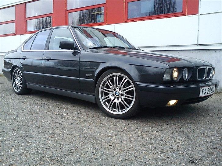 BMW E-34  SOLGT billede 1