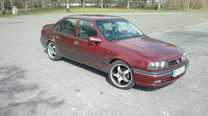 Opel Vectra 2000 KOPI SOLGT - billede fra hestehovedet i nakskov. Efter jeg har skifte lygter og fælge og fået den sænket billede 13