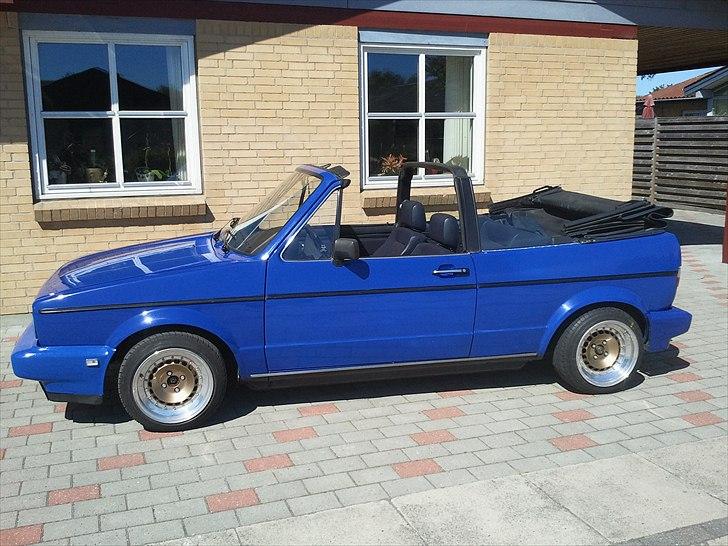 VW Golf 1 Cabriolet Karmann. - Med schmidt fælge. Der er nu købt Tramont.  billede 12