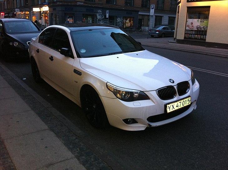 BMW 530d (SOLGT) billede 5