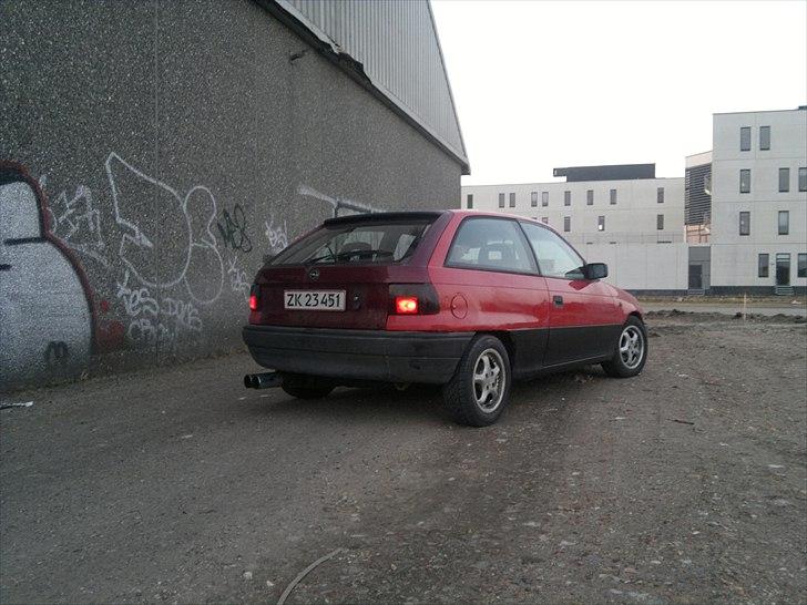 Opel astra 1.6i slogt til æ hugger billede 13
