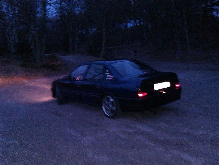 Opel Vectra A - de forskellige vinkler billede 6