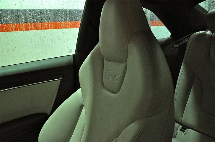 Audi S5 **SOLGT** billede 9