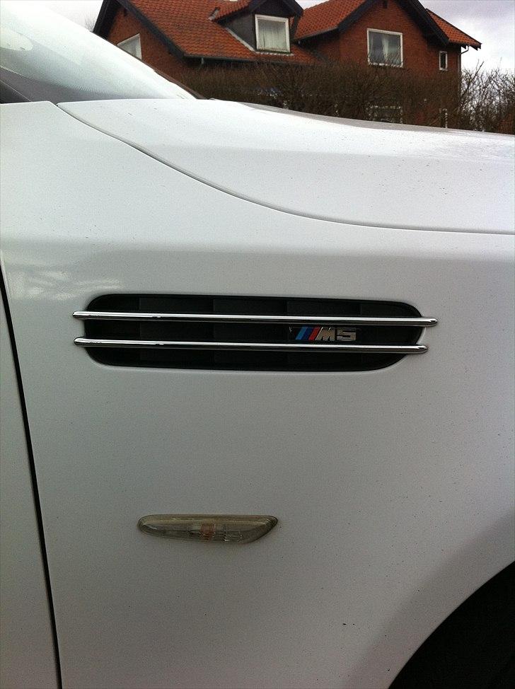 BMW 530d (SOLGT) billede 8