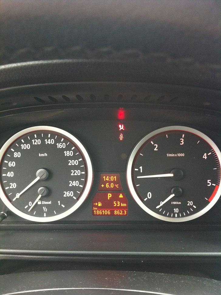 BMW 530d (SOLGT) billede 11