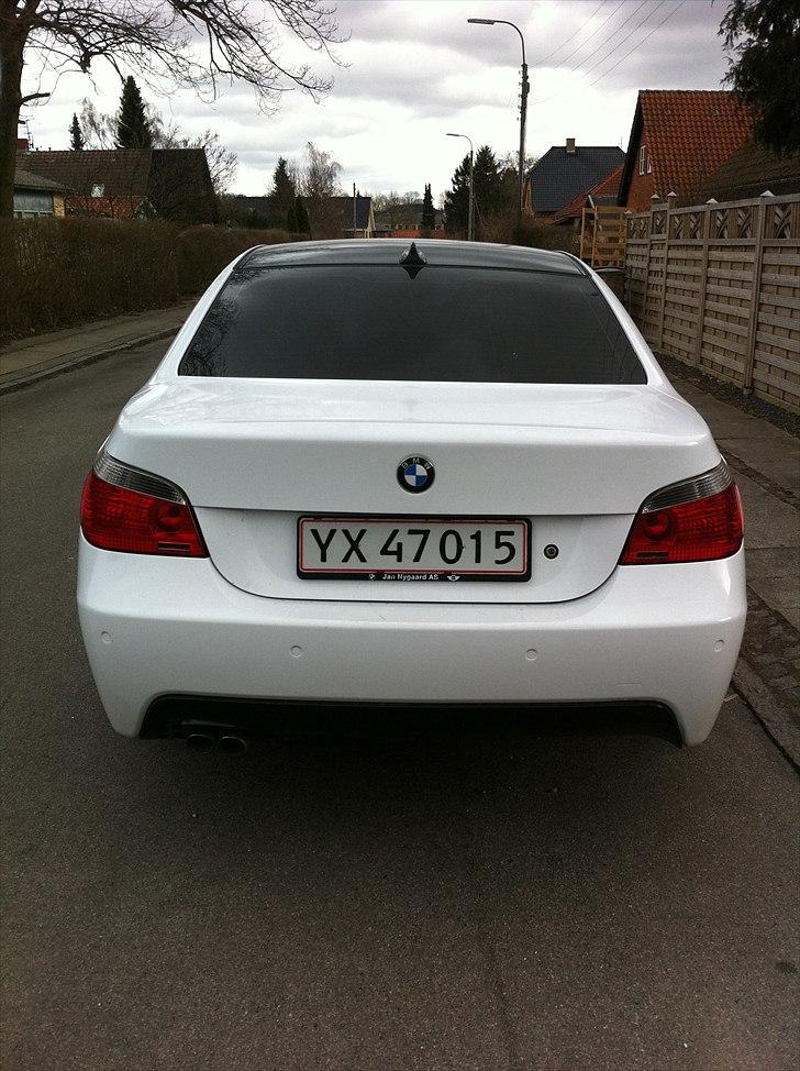 BMW 530d (SOLGT) billede 15