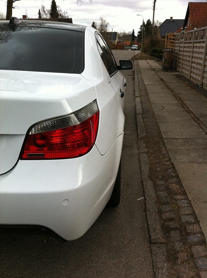 BMW 530d (SOLGT) billede 17