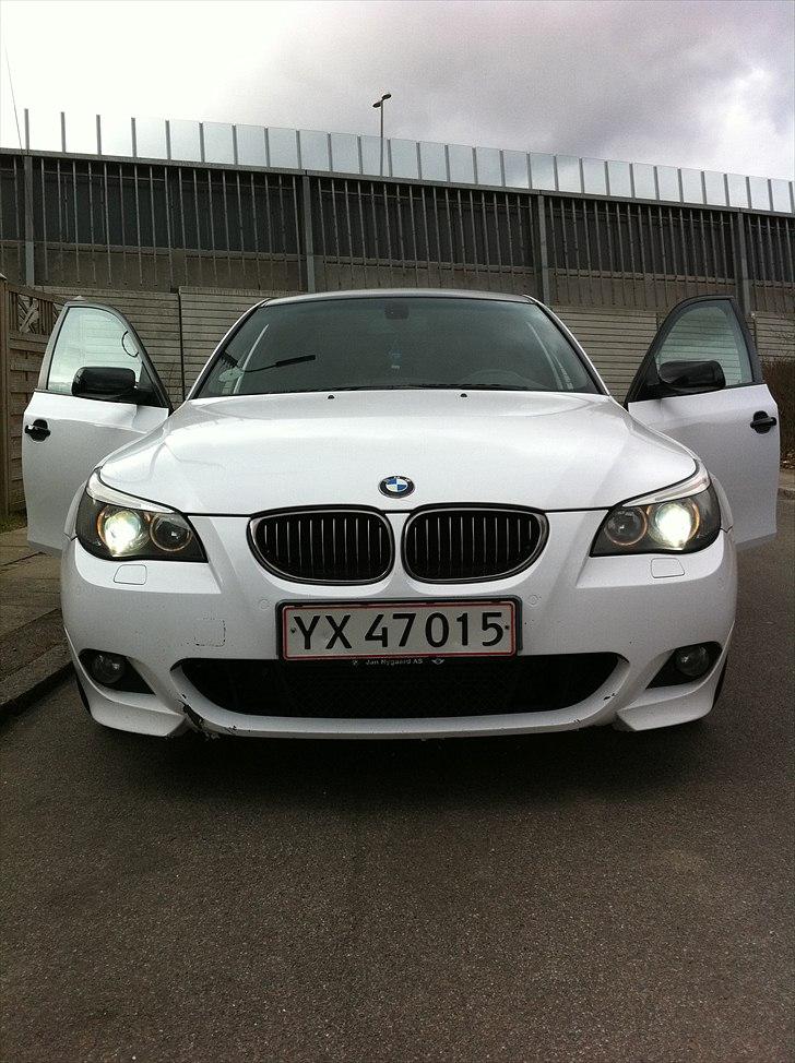 BMW 530d (SOLGT) billede 20