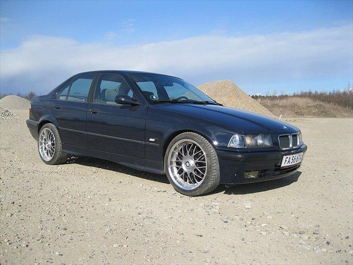 BMW E36 316i billede 1