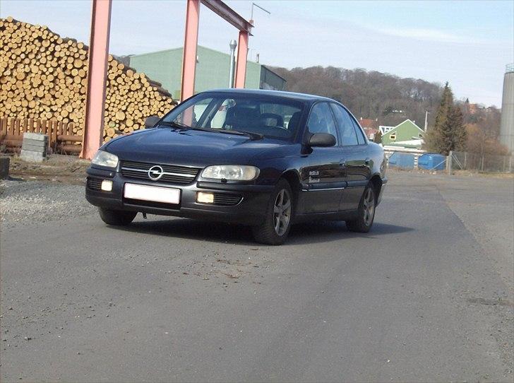 Opel Omega billede 3