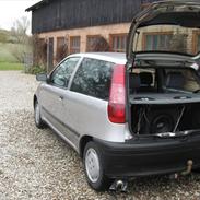 Fiat punto MK 1 (total skadet)