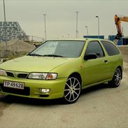 Nissan Almera 
