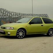 Nissan Almera 