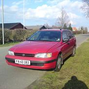 Toyota Carina E