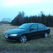 Peugeot 406 