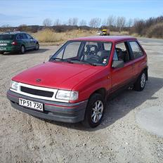 Opel Corsa 1.2i Swing SIDEPIPE