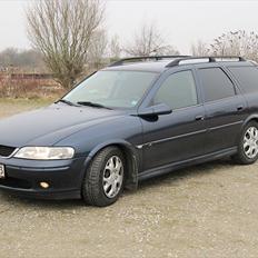 Opel Vectra station car