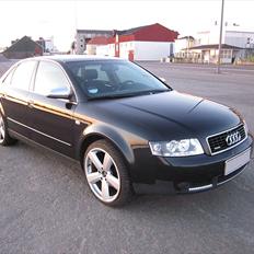 Audi A4 B6 limo **SOLGT **