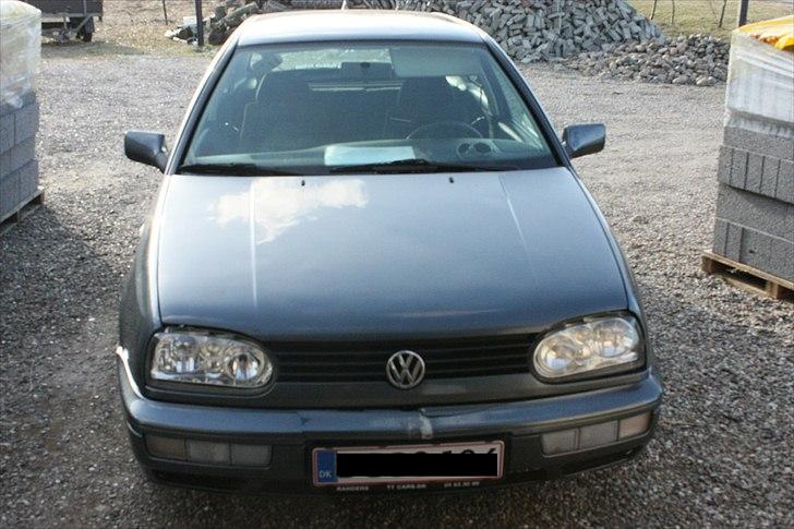 VW Golf 3 1.8 solgt billede 1