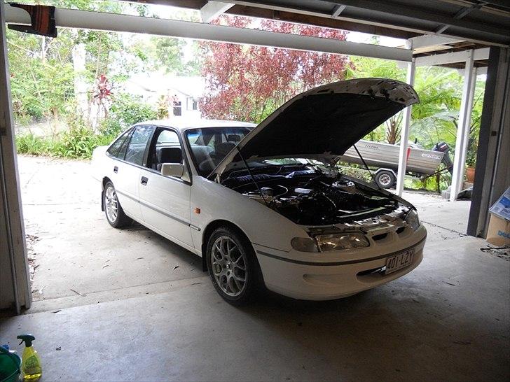 Toyota Lexcen / Holden Commodore *SOLGT* billede 6