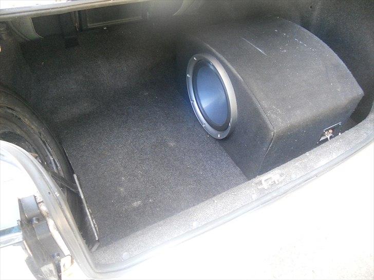 Toyota Lexcen / Holden Commodore *SOLGT* billede 10