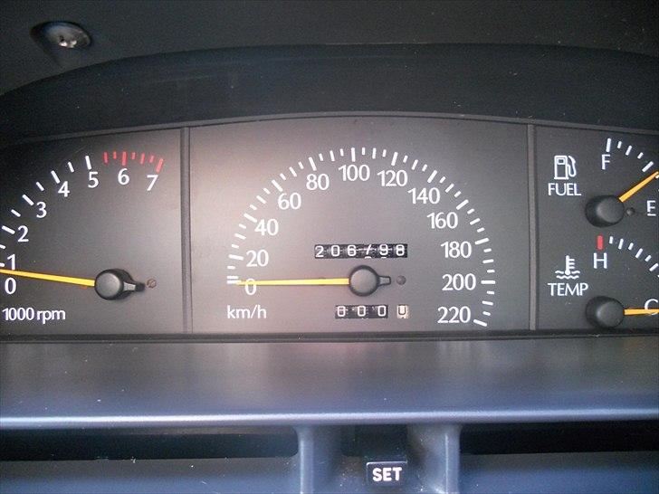 Toyota Lexcen / Holden Commodore *SOLGT* billede 11