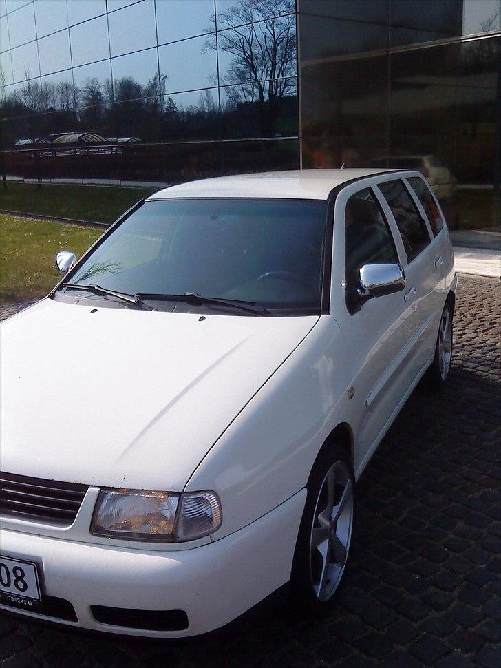 VW Polo st. car Variant. - Lige da spejlkapperne kom hjem. billede 8