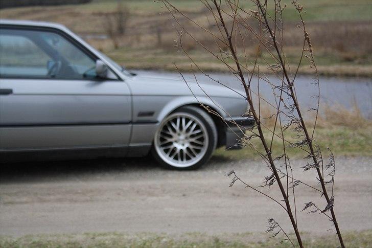 BMW E30 320i billede 9
