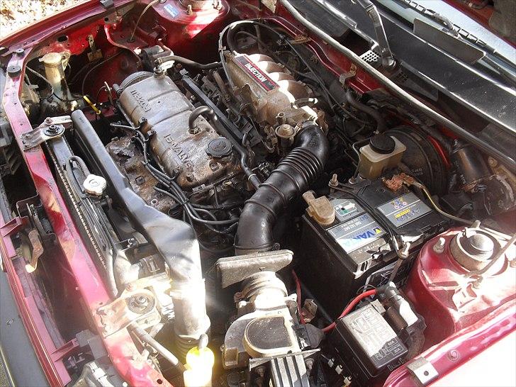 Mazda 323 Sedan billede 8