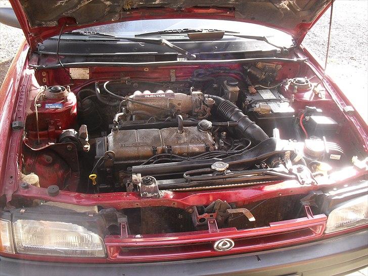 Mazda 323 Sedan billede 9