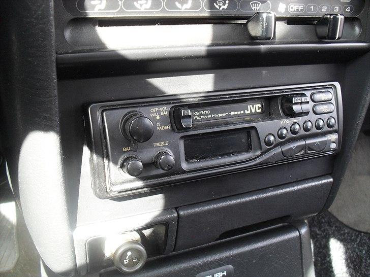 Mazda 323 Sedan billede 10