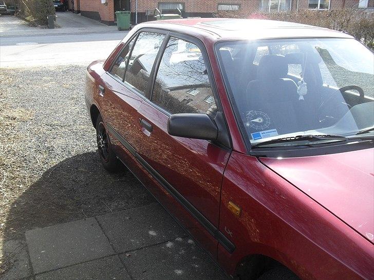 Mazda 323 Sedan billede 11