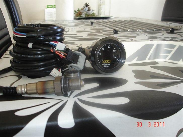 Toyota Starlet Turbo - AEM bredbånds sonde. billede 10