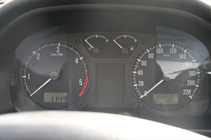 Skoda Octavia 1,9 TDI GLX *solgt* - Da jeg købte den :) billede 17