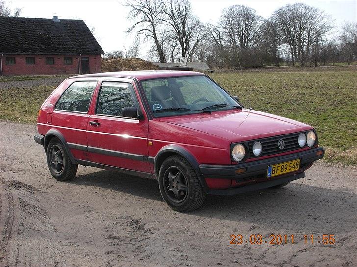 VW Golf 2 Totalskadet Tak lasse U :D  billede 1
