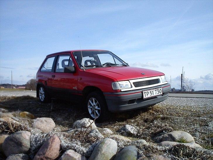 Opel Corsa 1.2i Swing SIDEPIPE billede 1