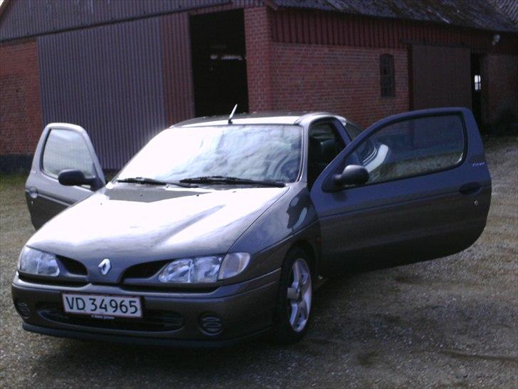 Renault Megane coupe SOLGT billede 3