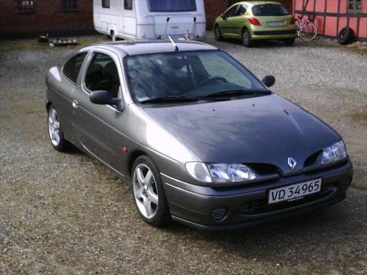 Renault Megane coupe SOLGT billede 4