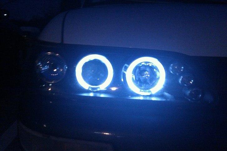 Toyota Corolla E10 1.3 Xli. (skrottet) billede 18