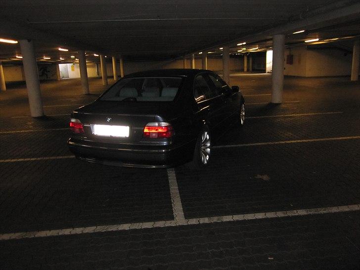 BMW e39 / SOLGT billede 8