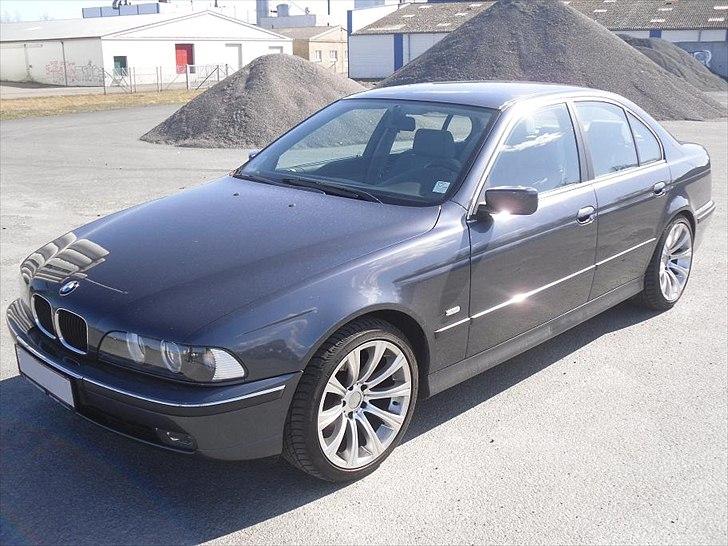 BMW e39 / SOLGT billede 9